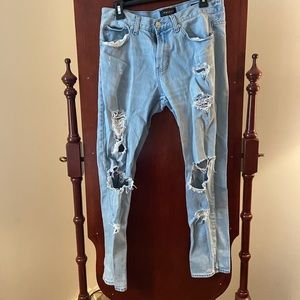 Distressed Skinny Jeans